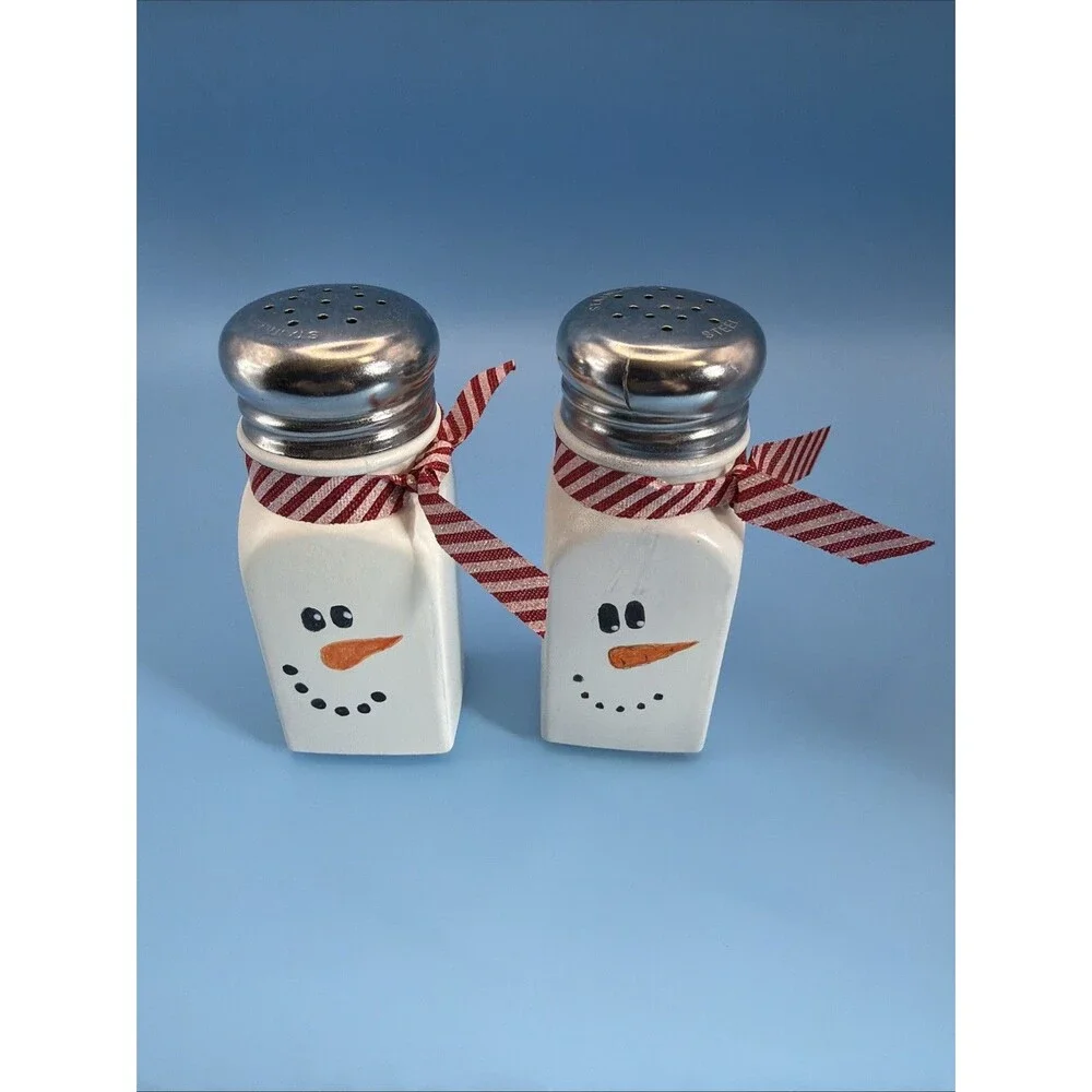 Snowmen Handpainted Salt And Pepper Shakers